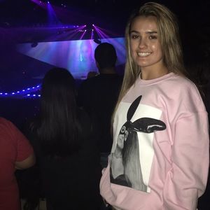 Meet your Posher, Karissa